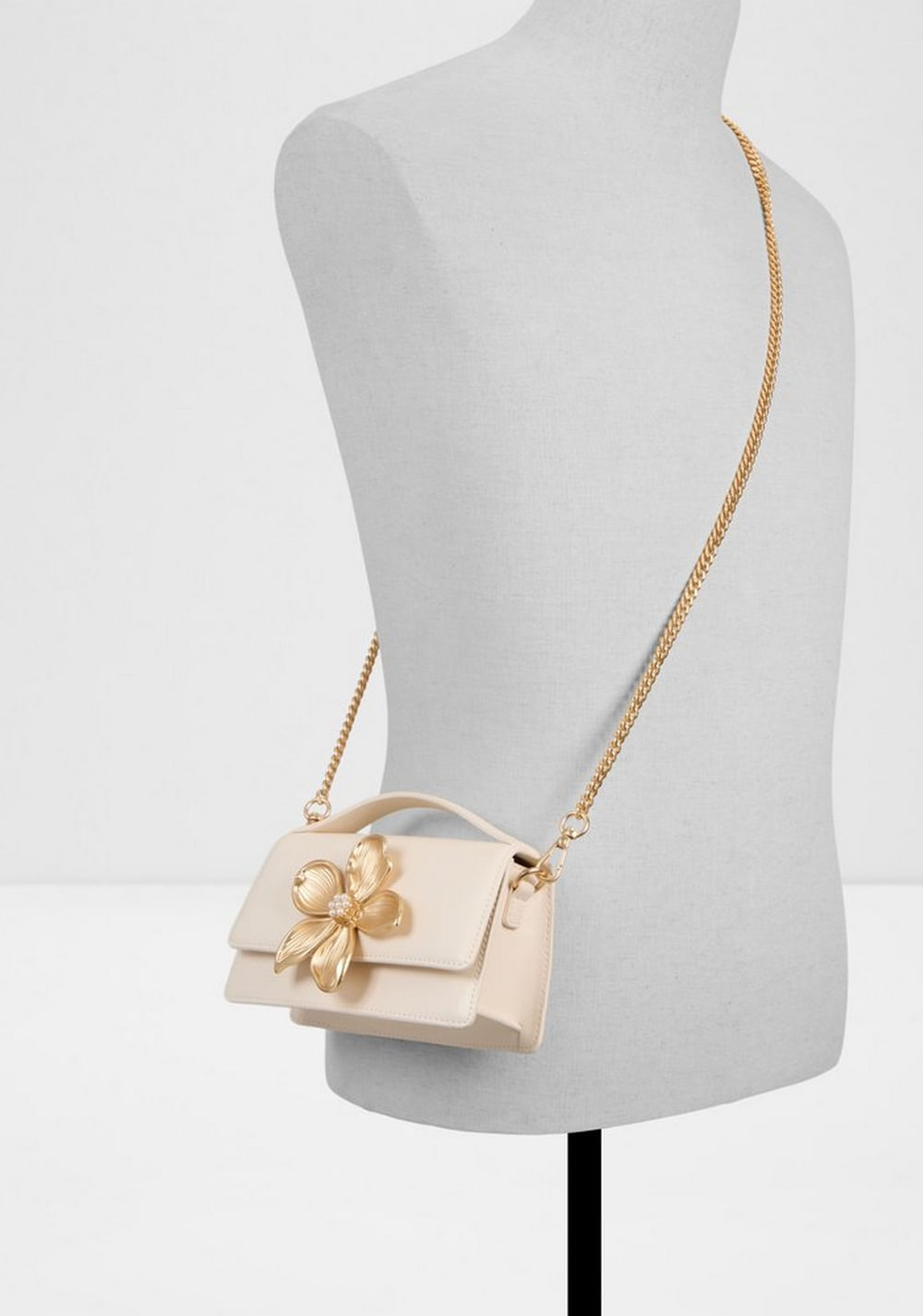 Cartera de Mano Azraelle Aldo 4