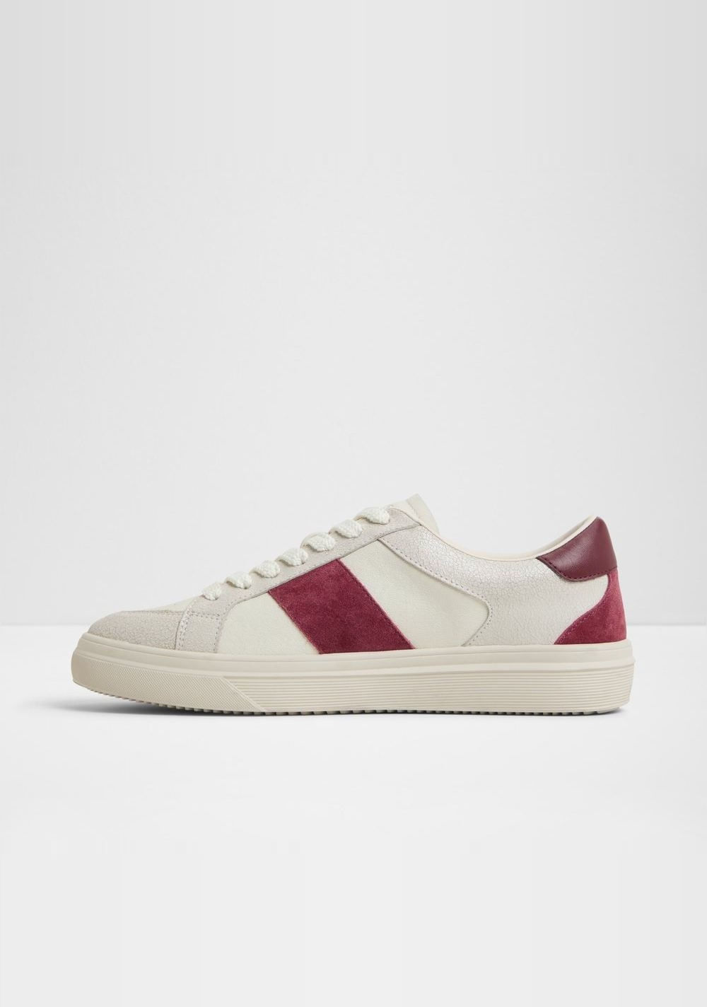Zapatos Bajos con Bloques de Color Braxton Aldo 3