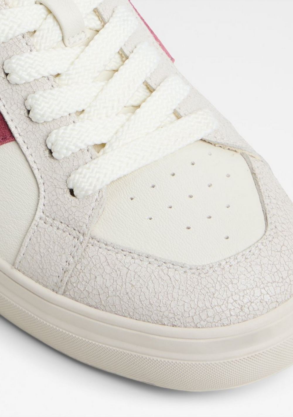 Zapatos Bajos con Bloques de Color Braxton Aldo 5