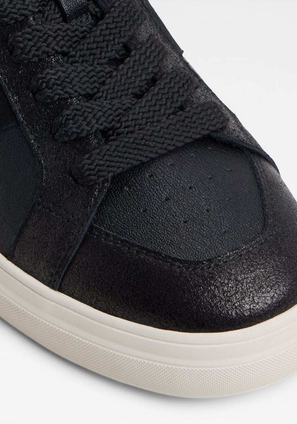 Zapatos Bajos con Bloques de Color Braxton Aldo 5