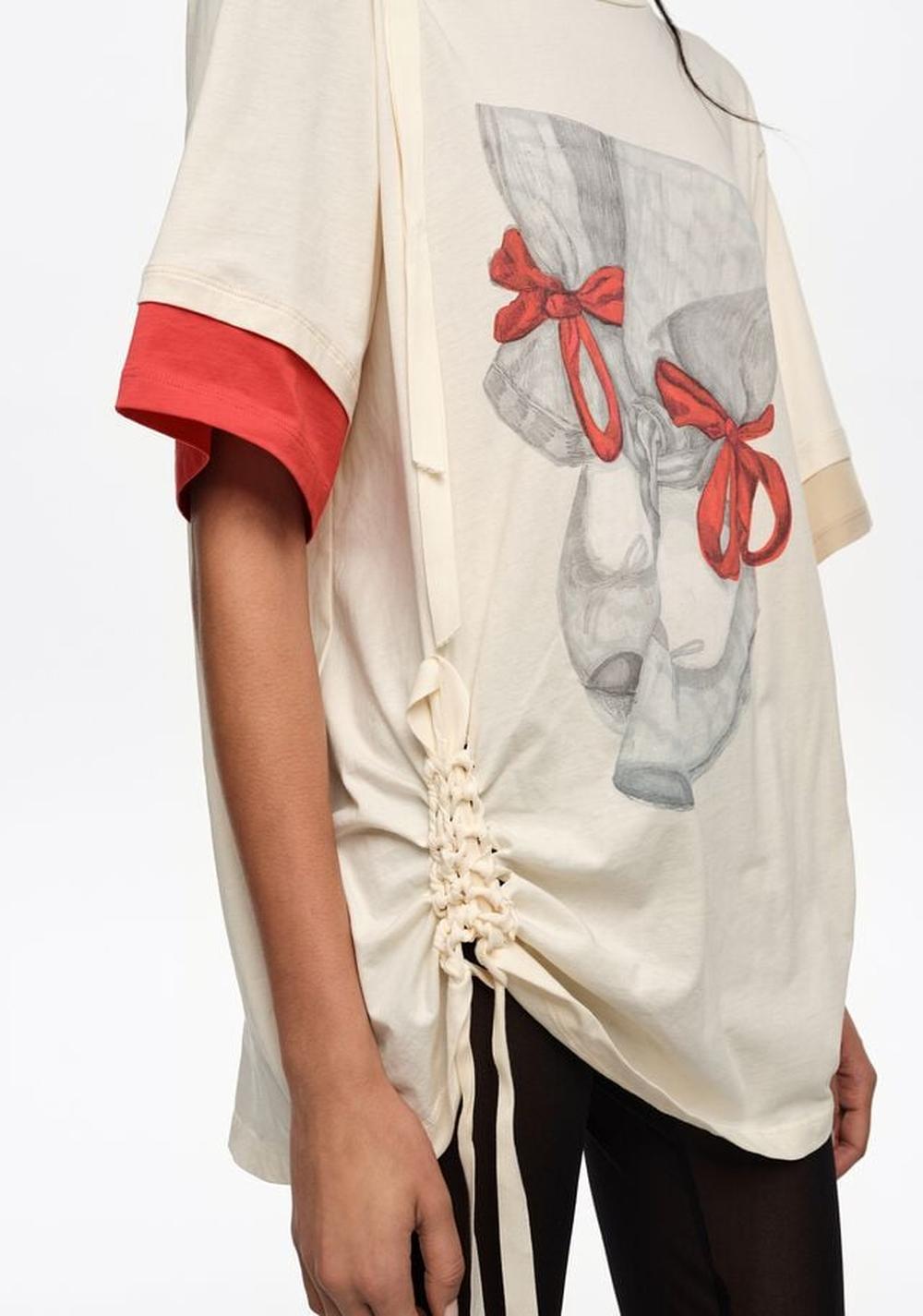 Camiseta Fruncida con Logo Bailarinas Bimba y Lola
