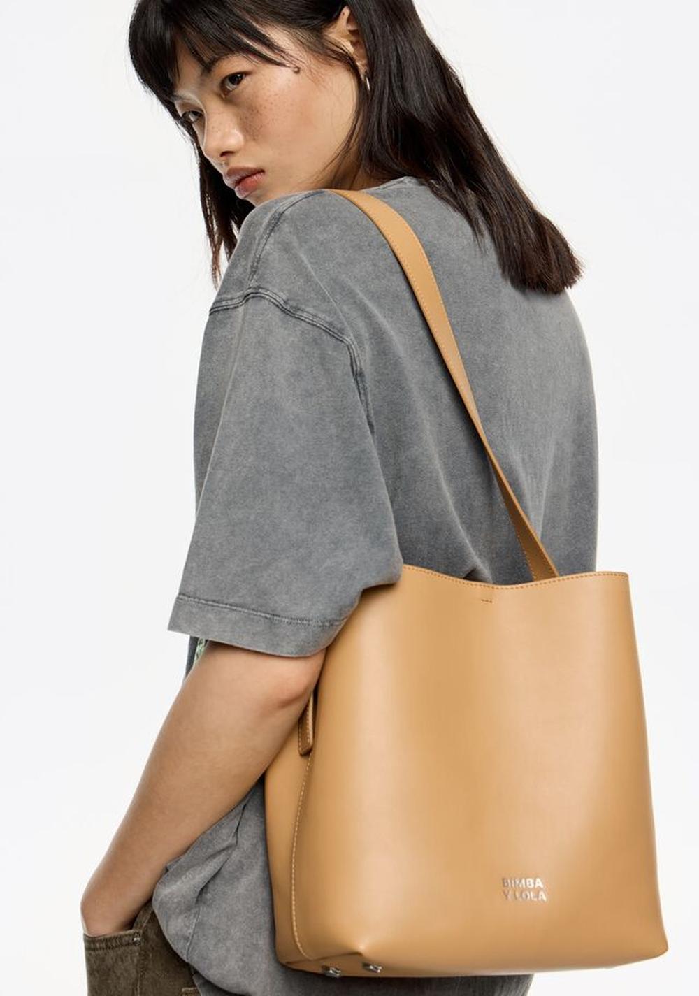 Cartera Carlino Mediana Efecto Piel Bimba y Lola