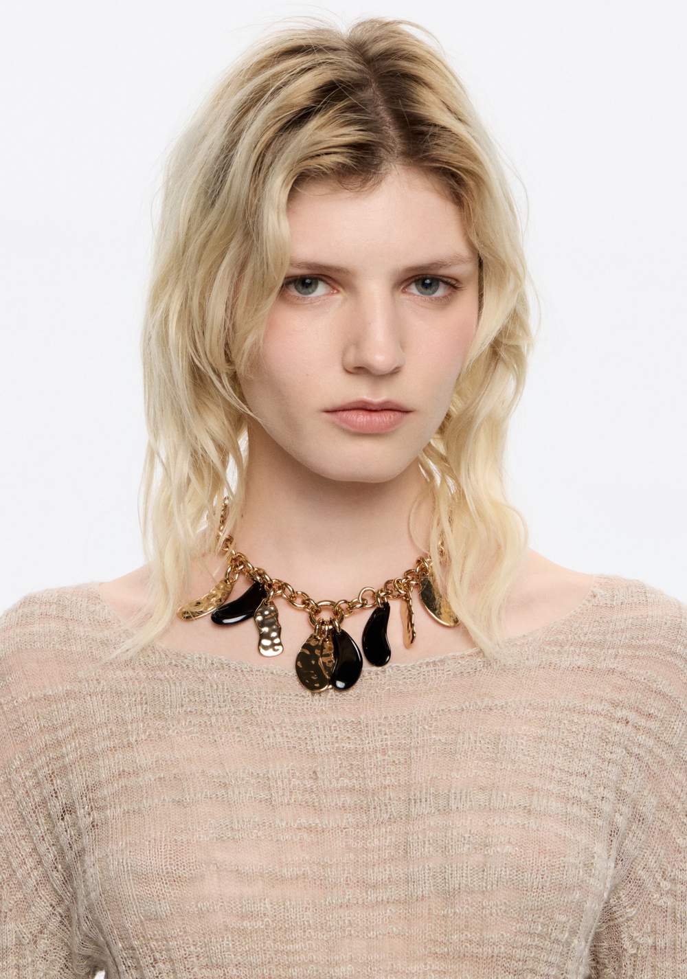 Collar Cadena y Pétalos Textura Bimba y Lola