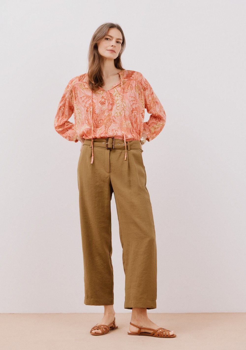 Pantalón con Cinturón Cortefiel 3