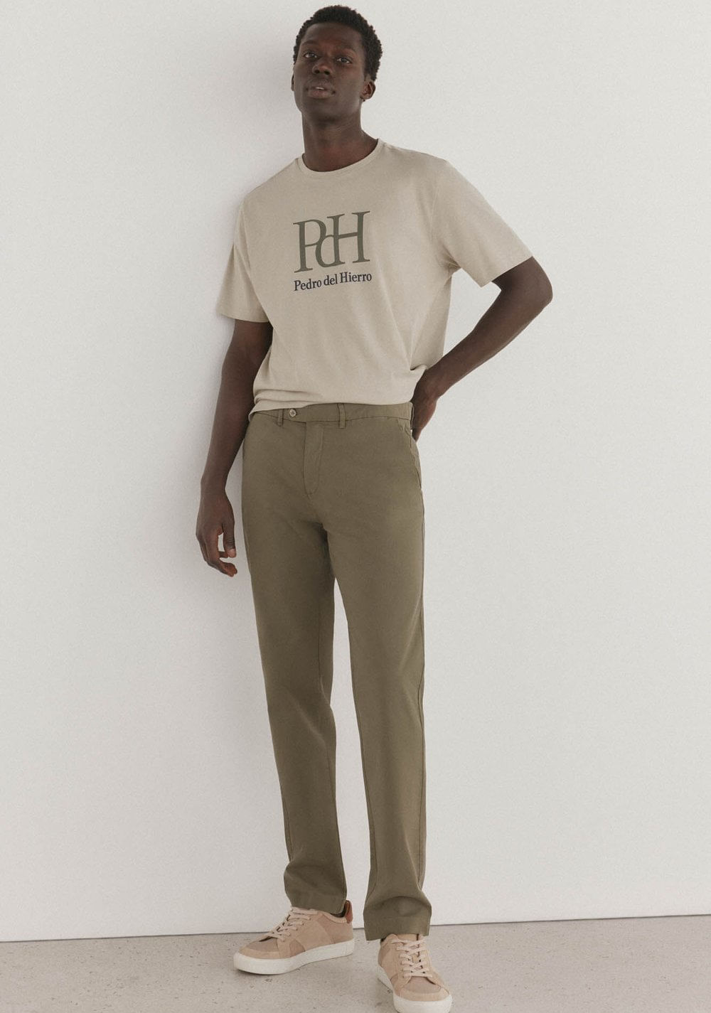 Pantalón Premium Chino Ligero Slim Fit Cortefiel 6