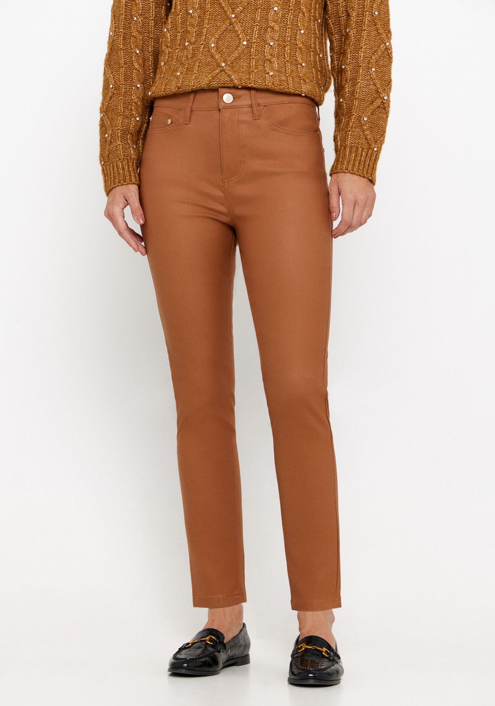 Pantalón Push Up Resinado Cortefiel