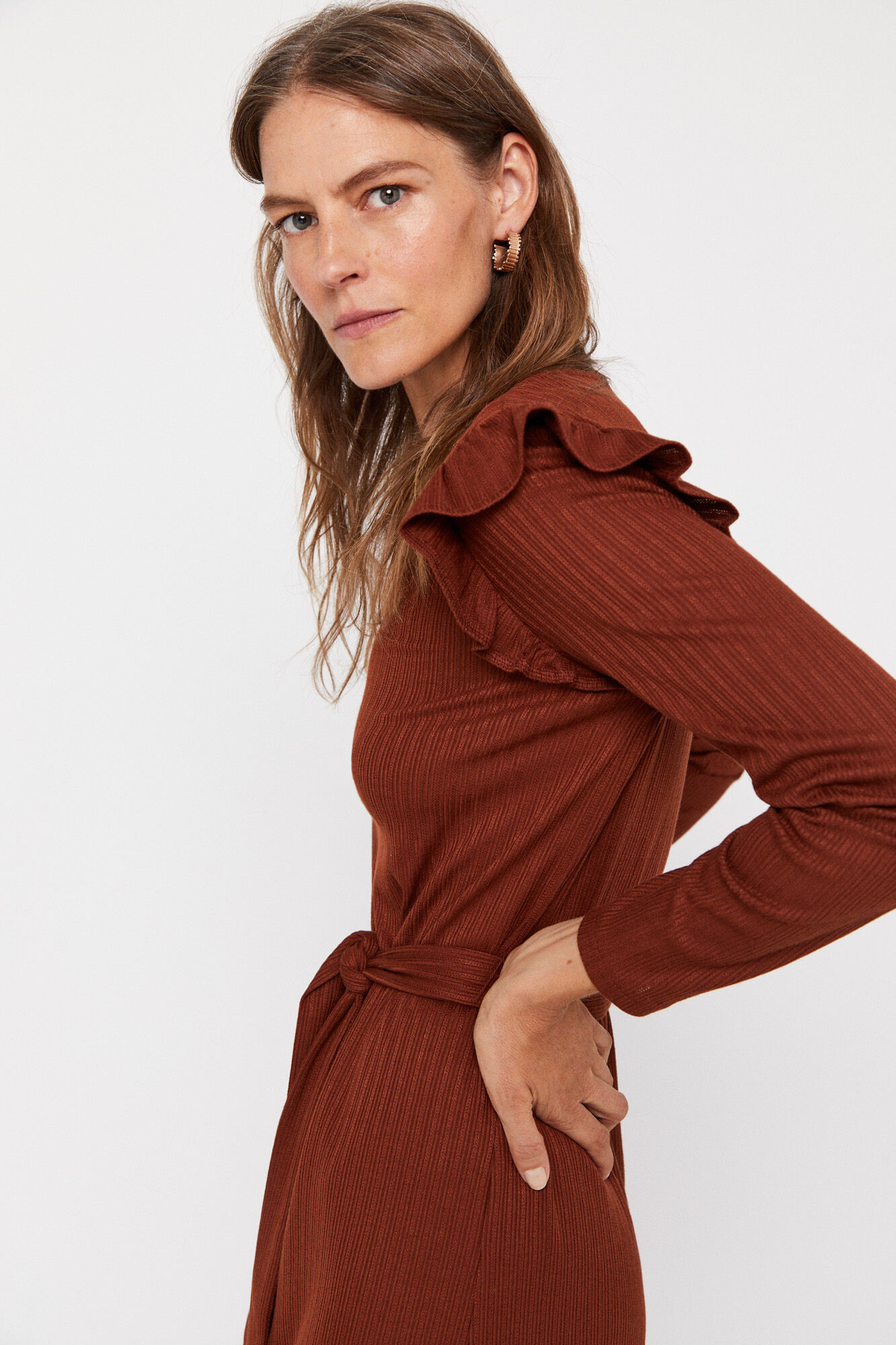 Vestido con Detalle de Volantes Cortefiel 4