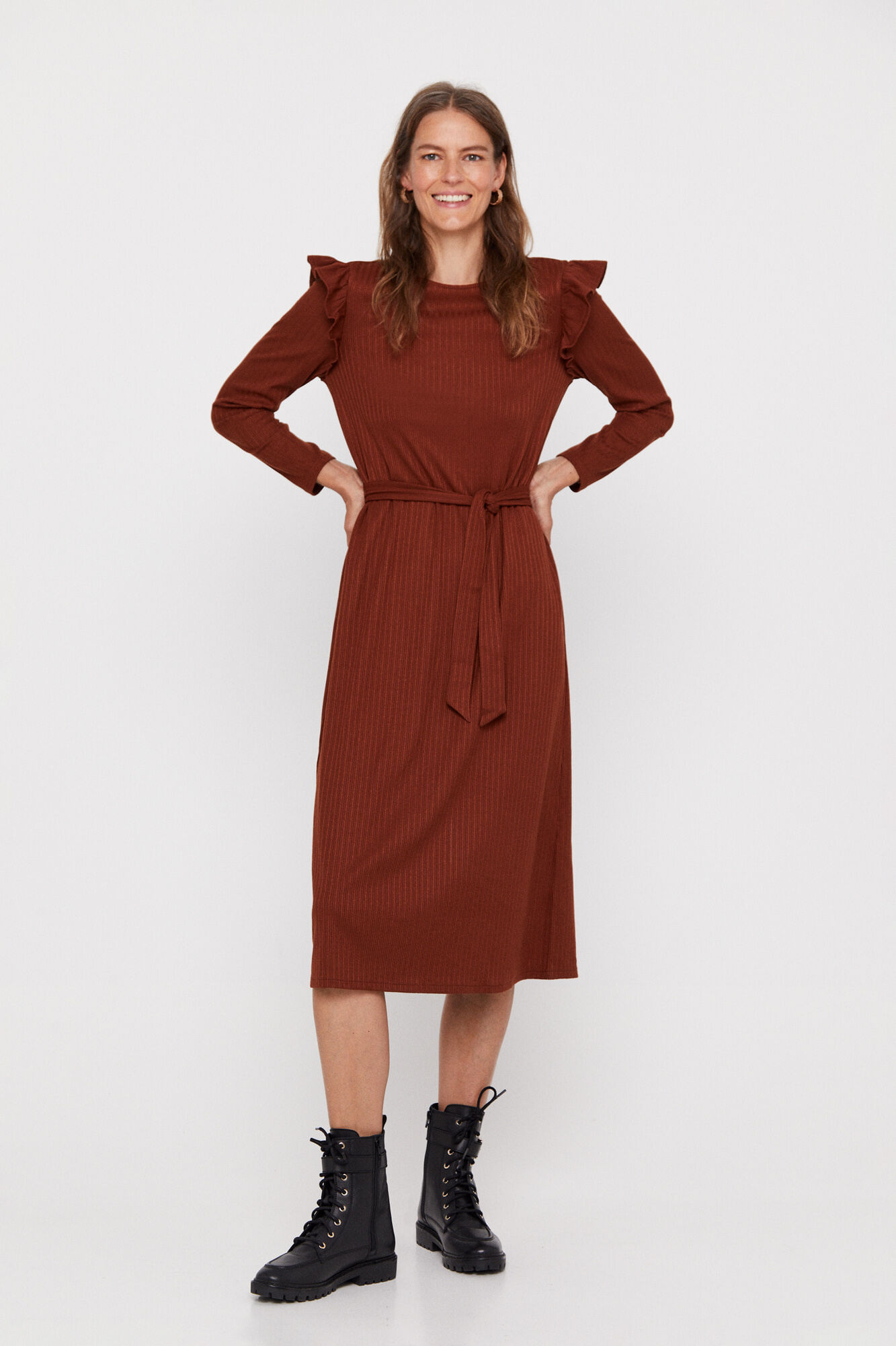 Vestido con Detalle de Volantes Cortefiel