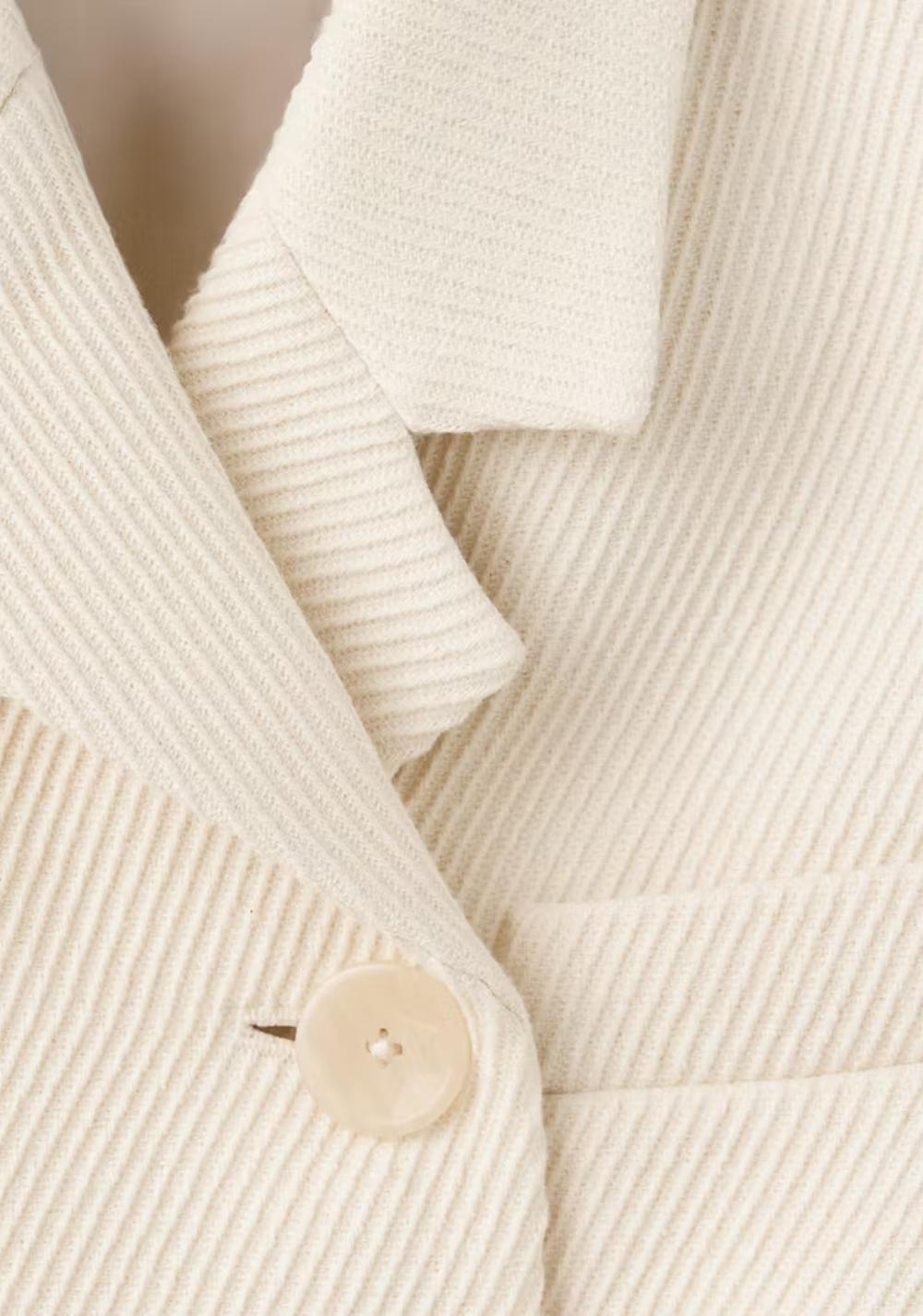 Blazer Corta Doble Botonadura Mango 5