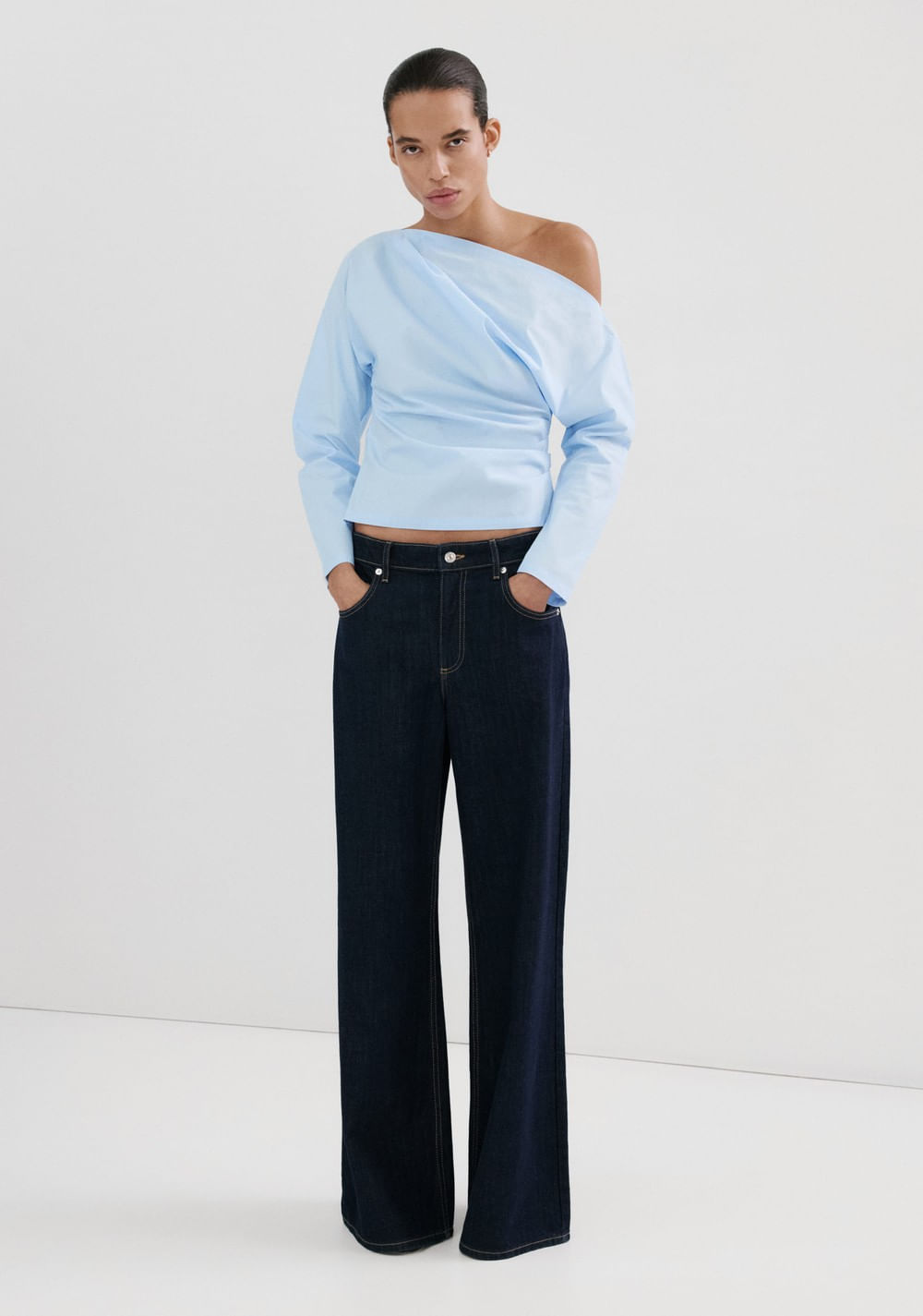 Blusa Cuello Asimétrico Mango 6