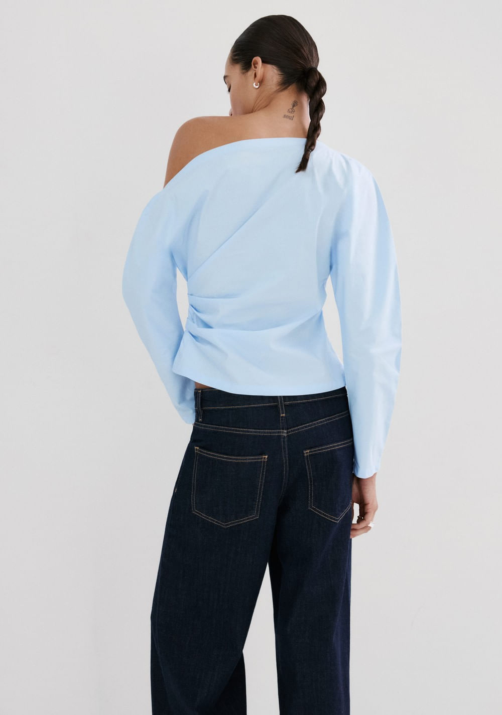 Blusa Cuello Asimétrico Mango 3