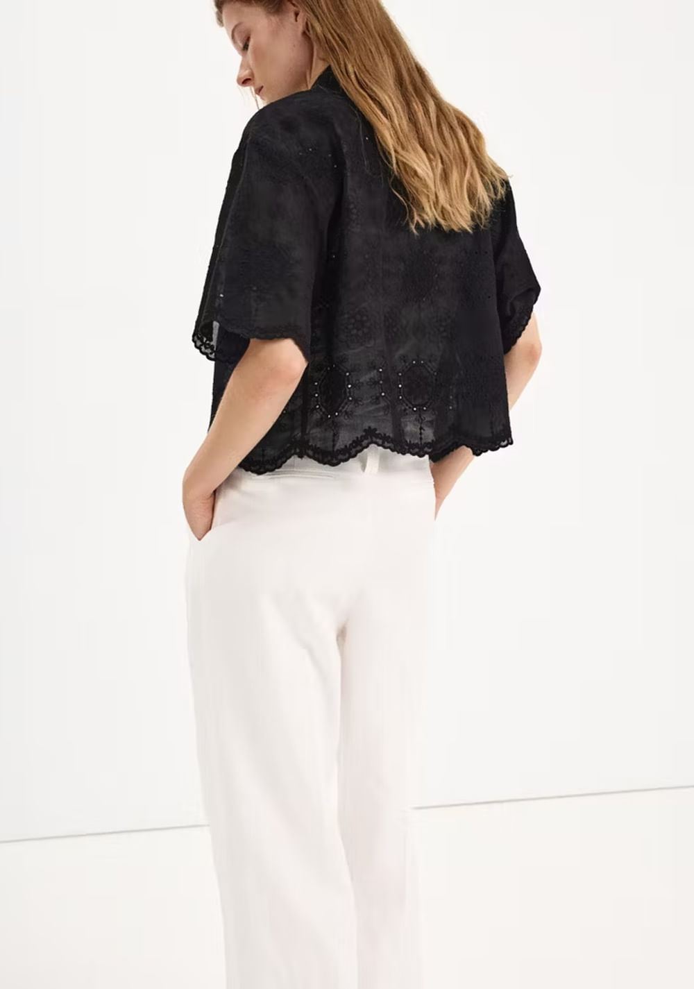 Camisa Crop Bordada Mango 3