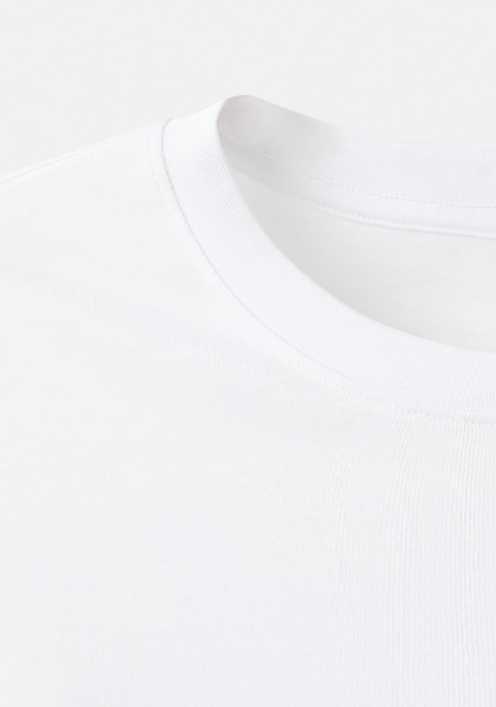 Camiseta Slim Fit Mango 7