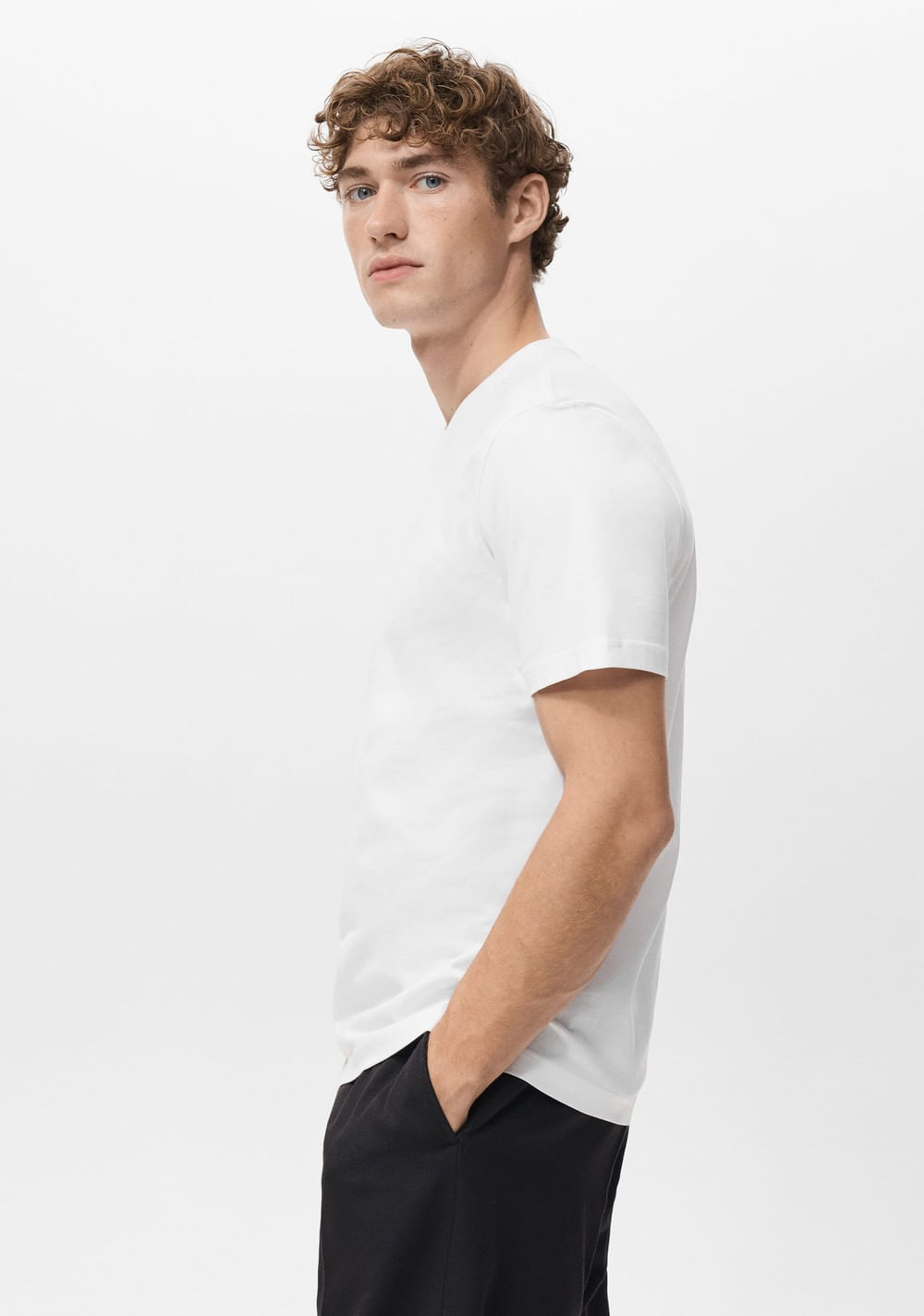 Camiseta Slim Fit Mango 6