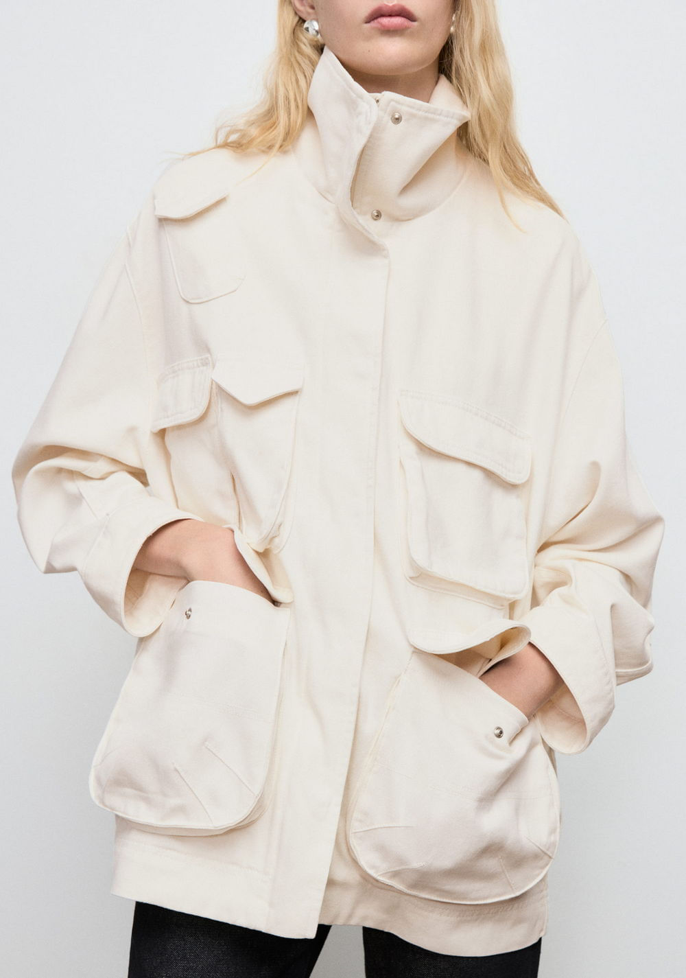 Chaqueta Jeans Oversize con Bolsillos Mango 7