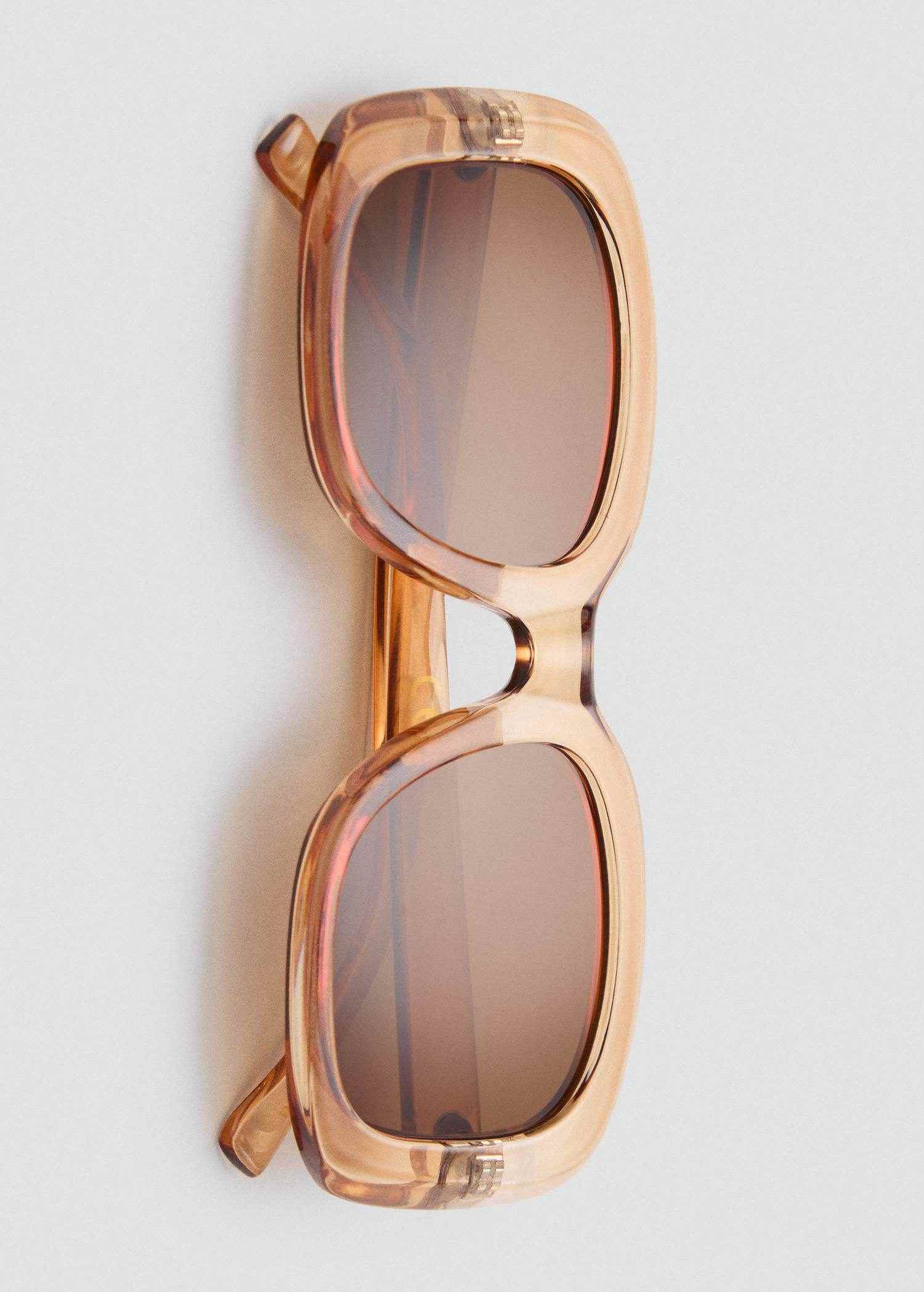 Lentes de Sol Montura Cuadrada Mango 4