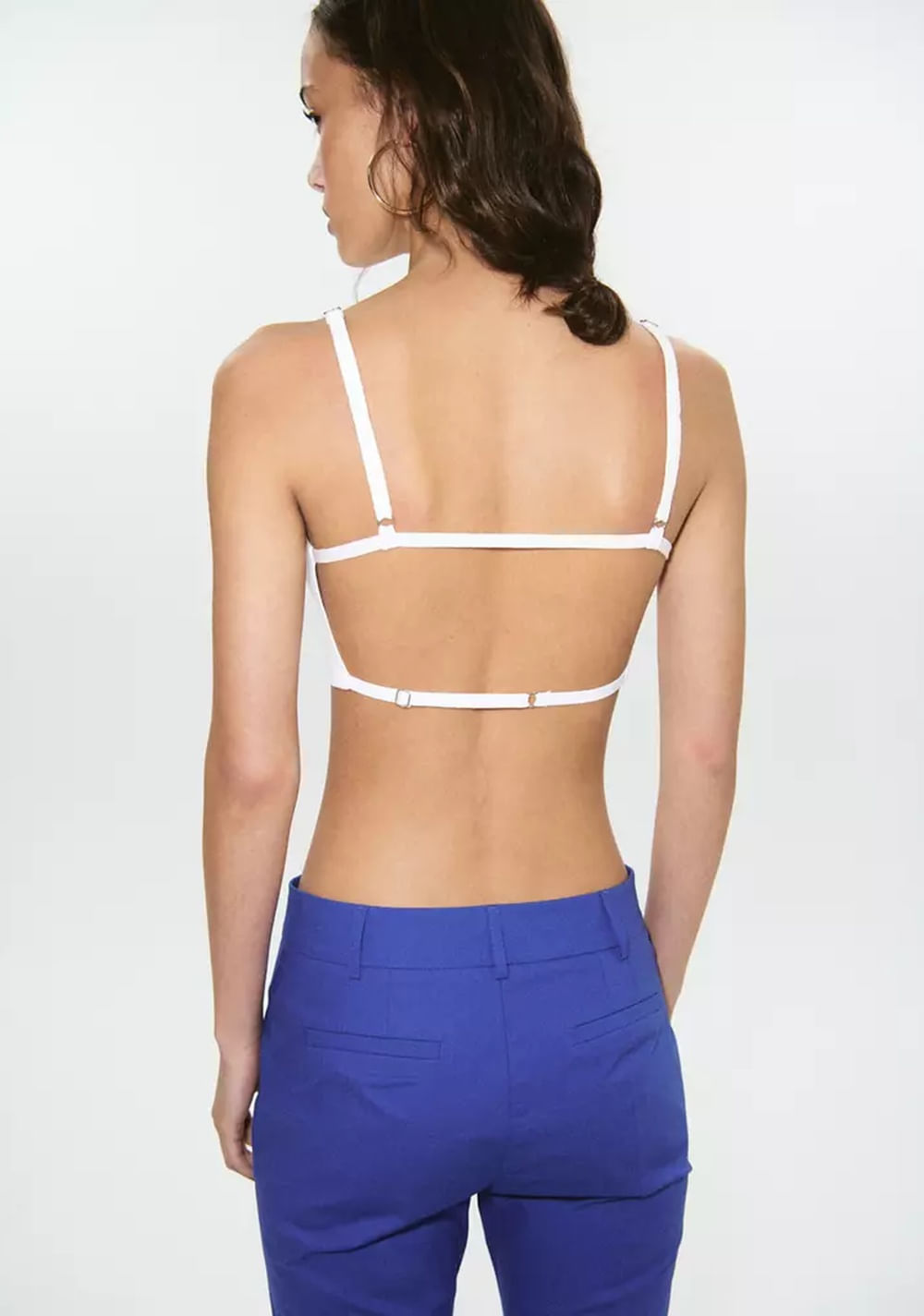 Pantalón Acampanado Bolsillos Ribete Mango 3