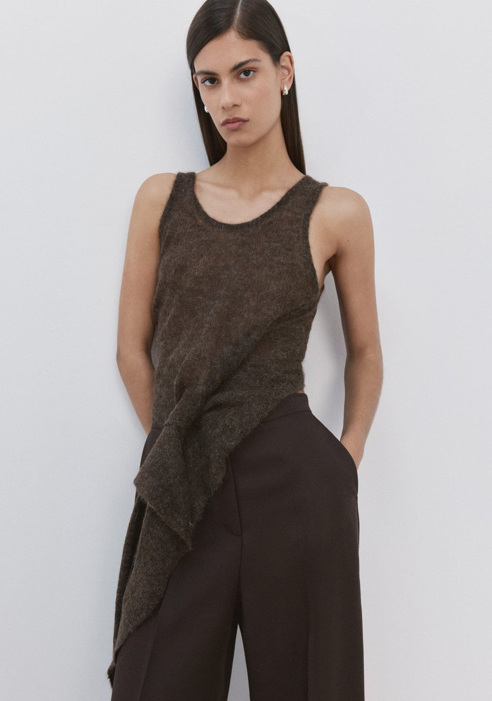 Pantalón Lyocell Tiro Alto Mango 5
