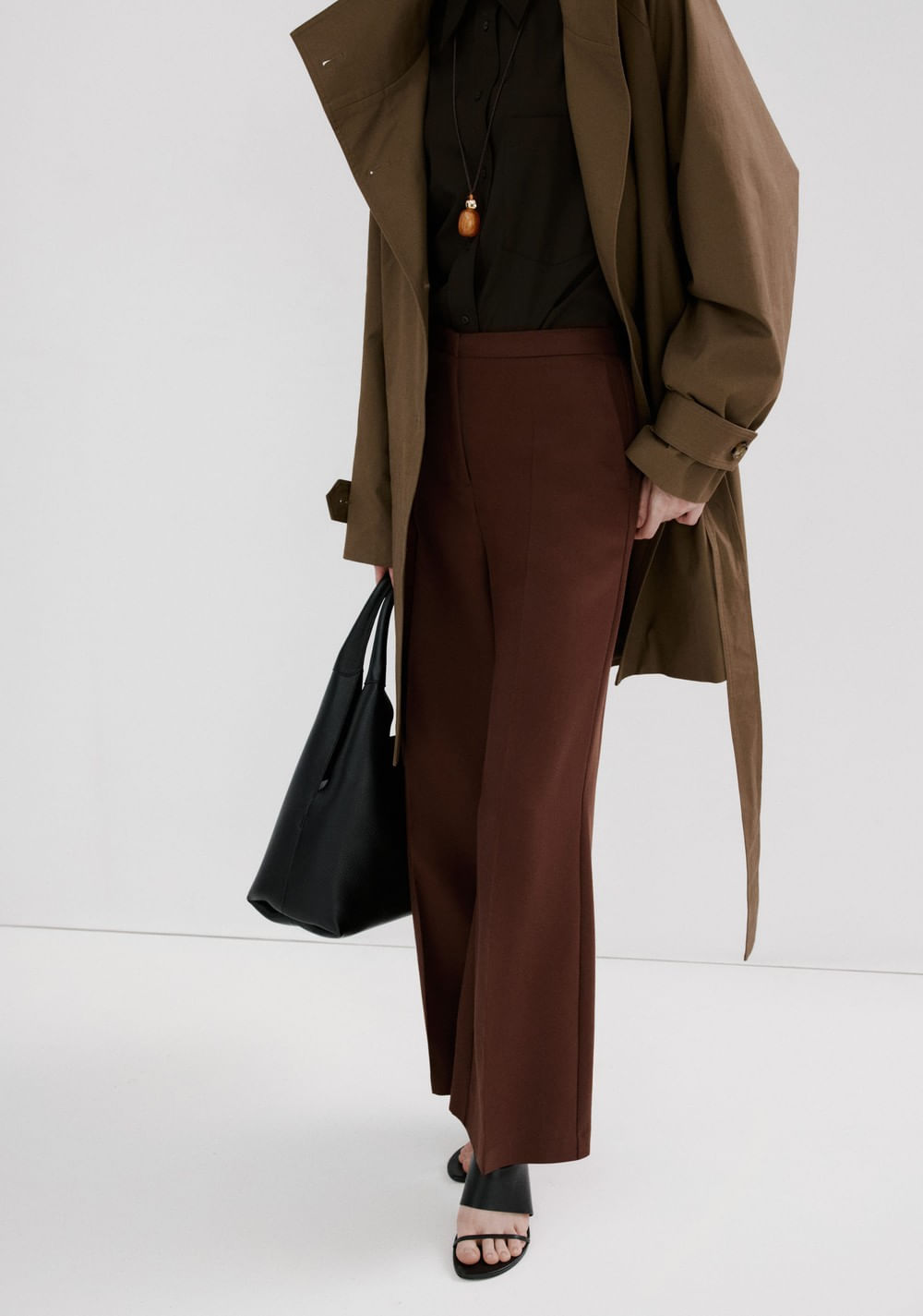 Pantalón Lyocell Tiro Alto Mango