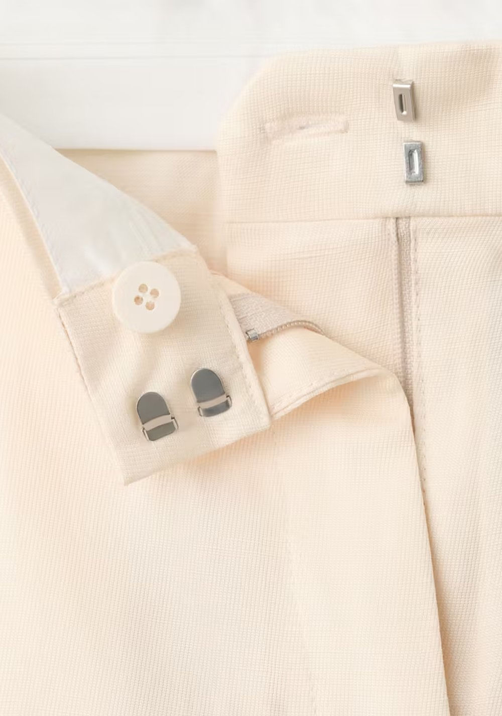 Pantalón Recto Pinzas Lino Mango 5