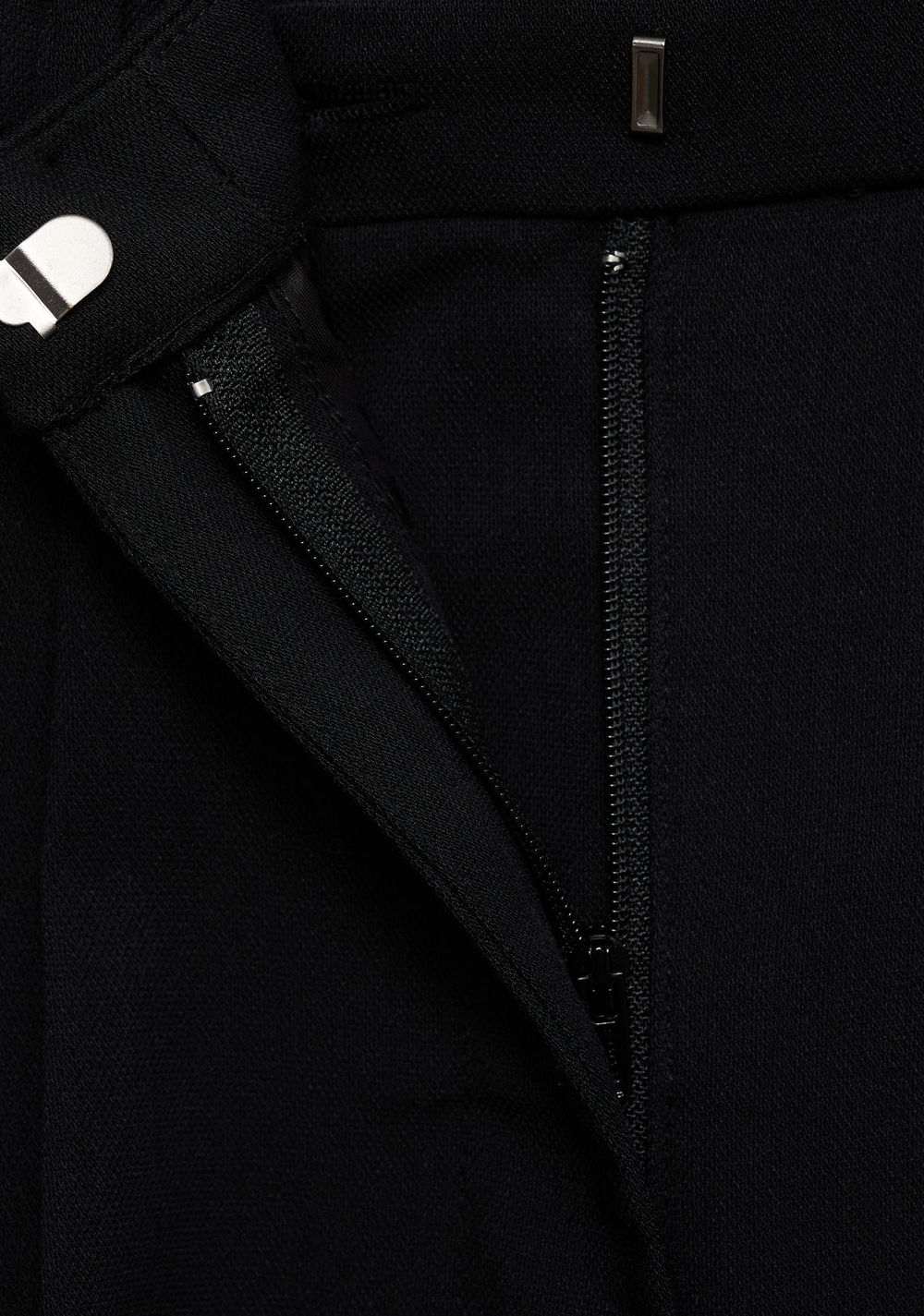 Pantalón Recto Pinzas Mango 7