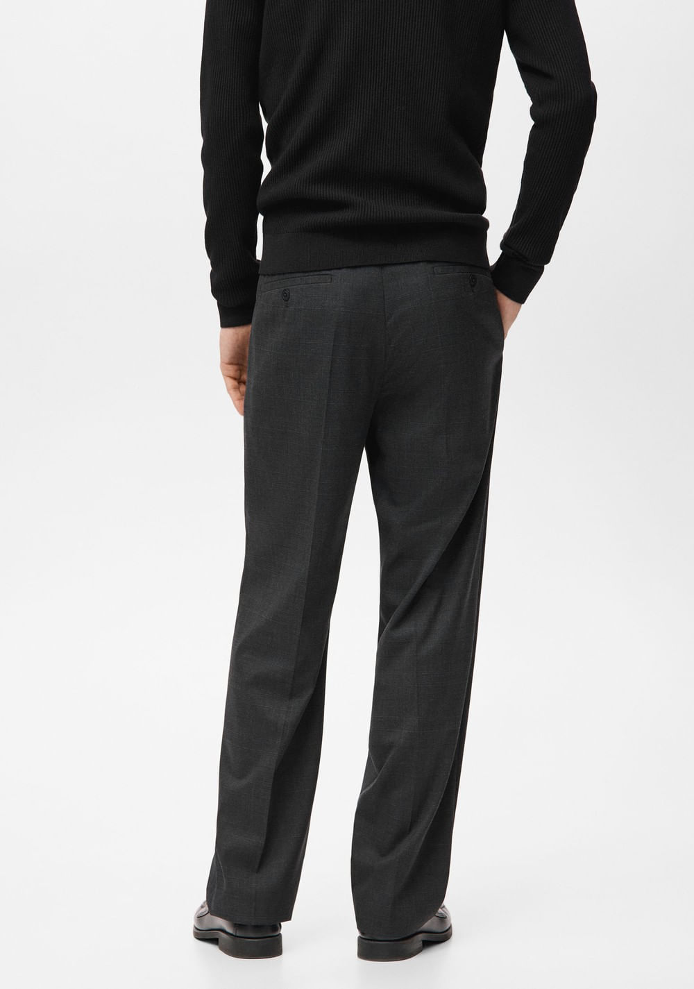 Pantalón Relaxed Fit Pinzas Mango 3