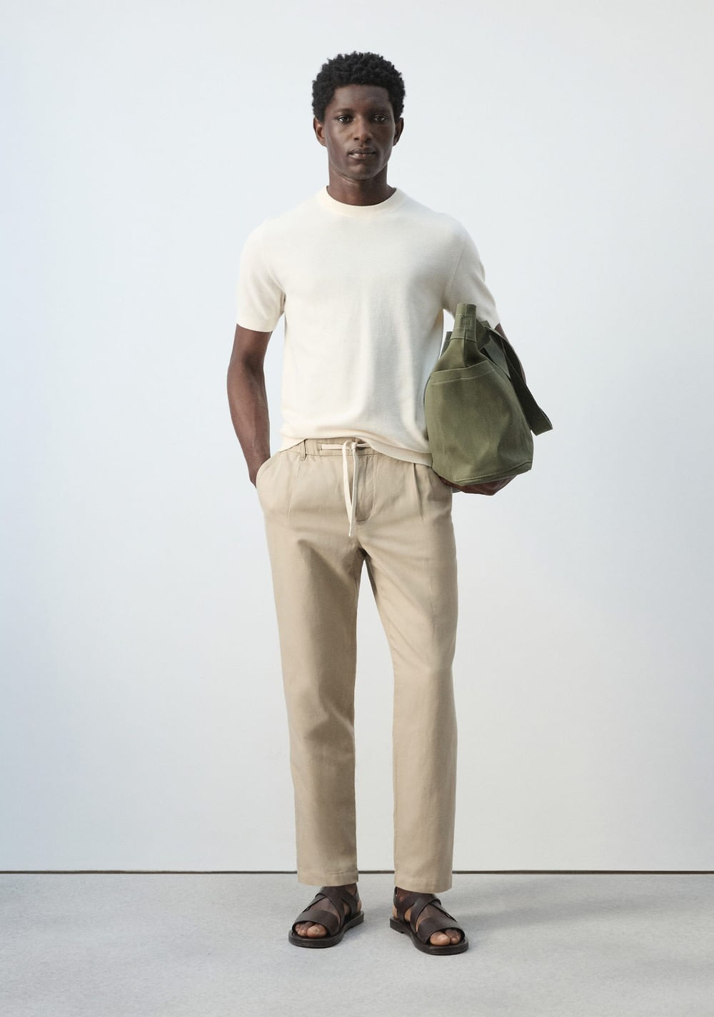 Pantalón Slim Fit Cropped Mango 2