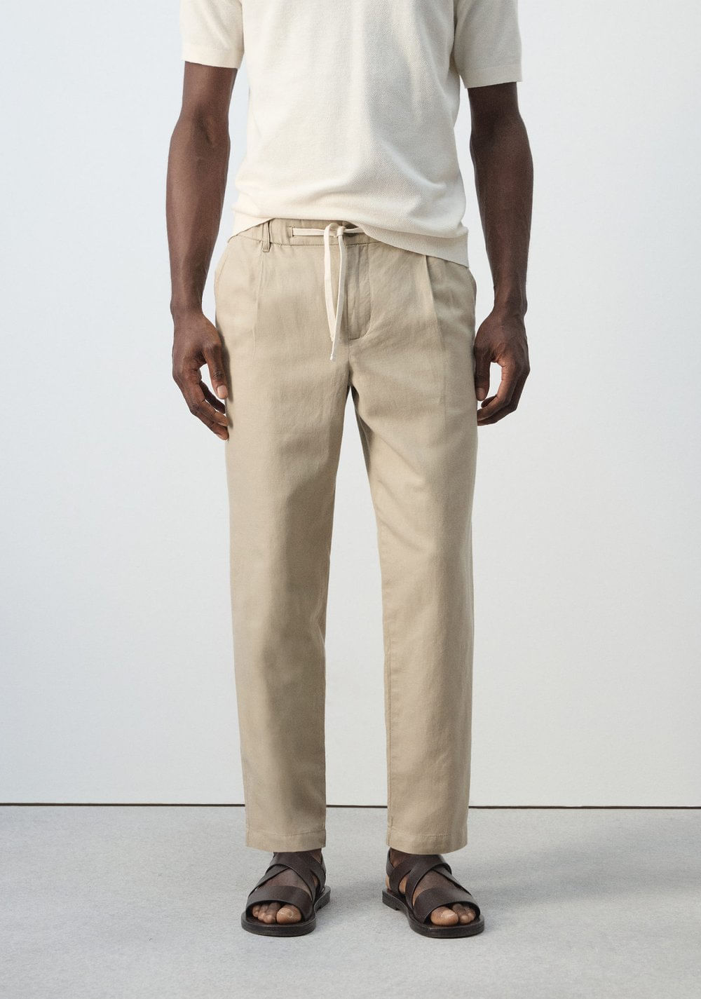 Pantalón Slim Fit Cropped Mango Imagen Principal