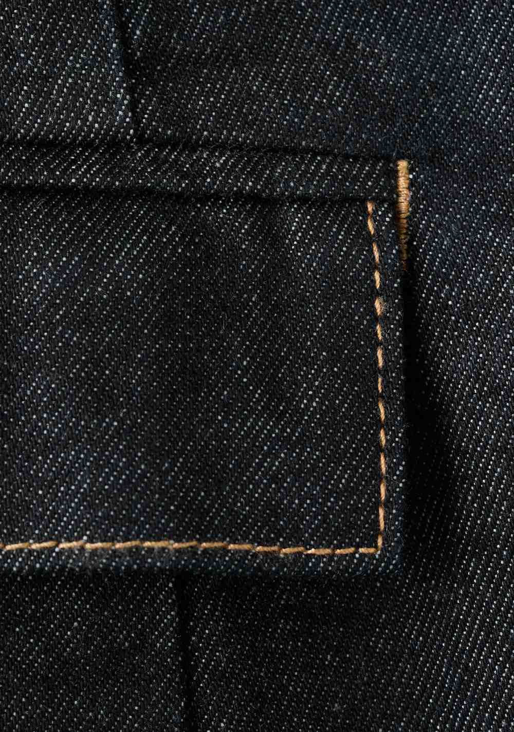 Top Denim Palabra de Honor Mango 4