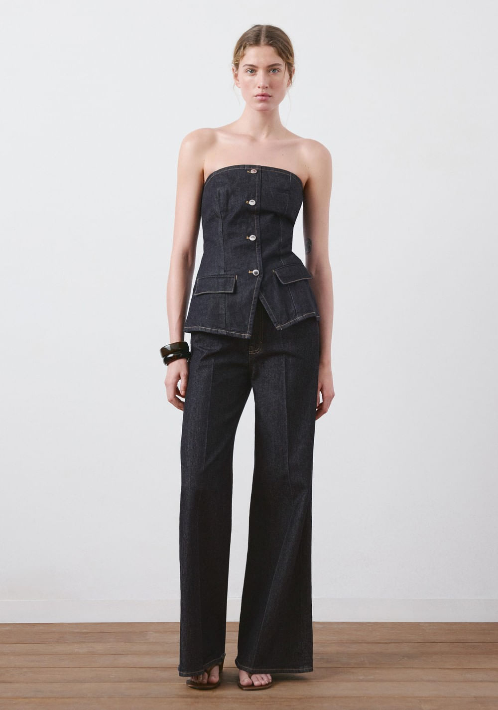 Top Denim Palabra de Honor Mango 9