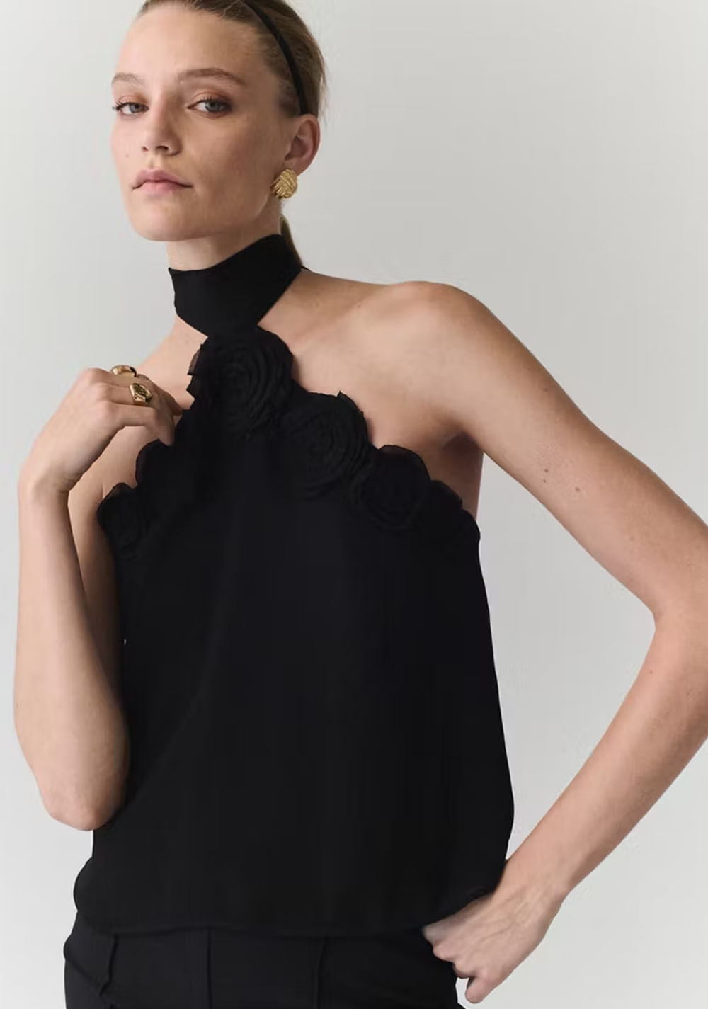 Top Halter Detalle Flores Mango