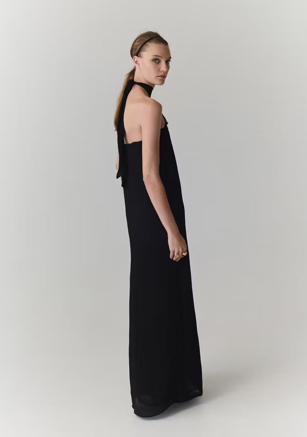 Vestido Halter Detalle Flores Mango 3