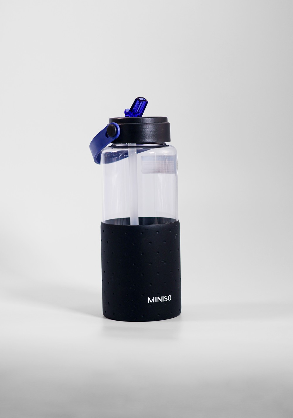 Botella con Correa 1100 Ml Miniso