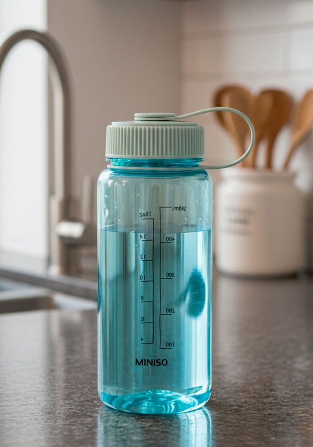 Termo con Tapa Plástico Turquesa 650 Ml Miniso Unisex - Vista 3