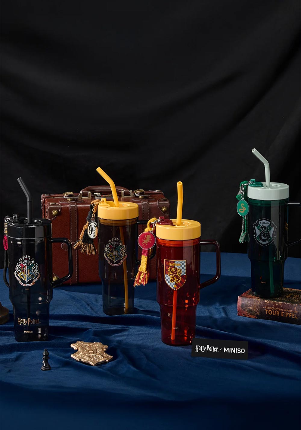 Vaso con Tapa y Pitillo Roja Gryffindor Harry Potter Miniso Unisex - Vista 3