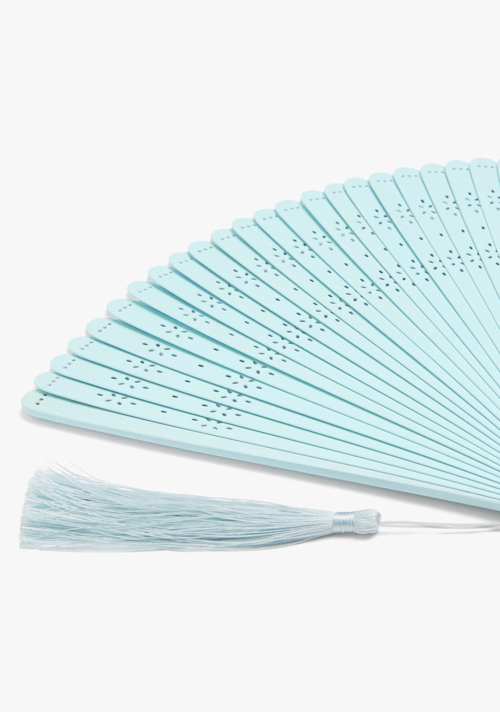 Abanico de Bambú con Perforaciones Parfois 2