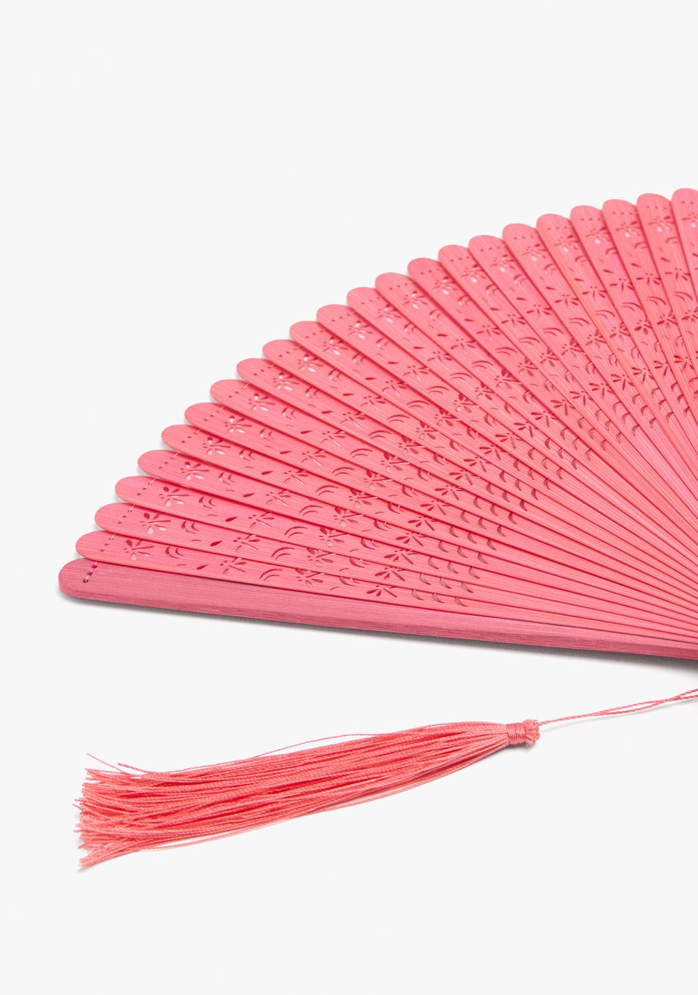 Abanico de Bambú con Perforaciones Parfois 2