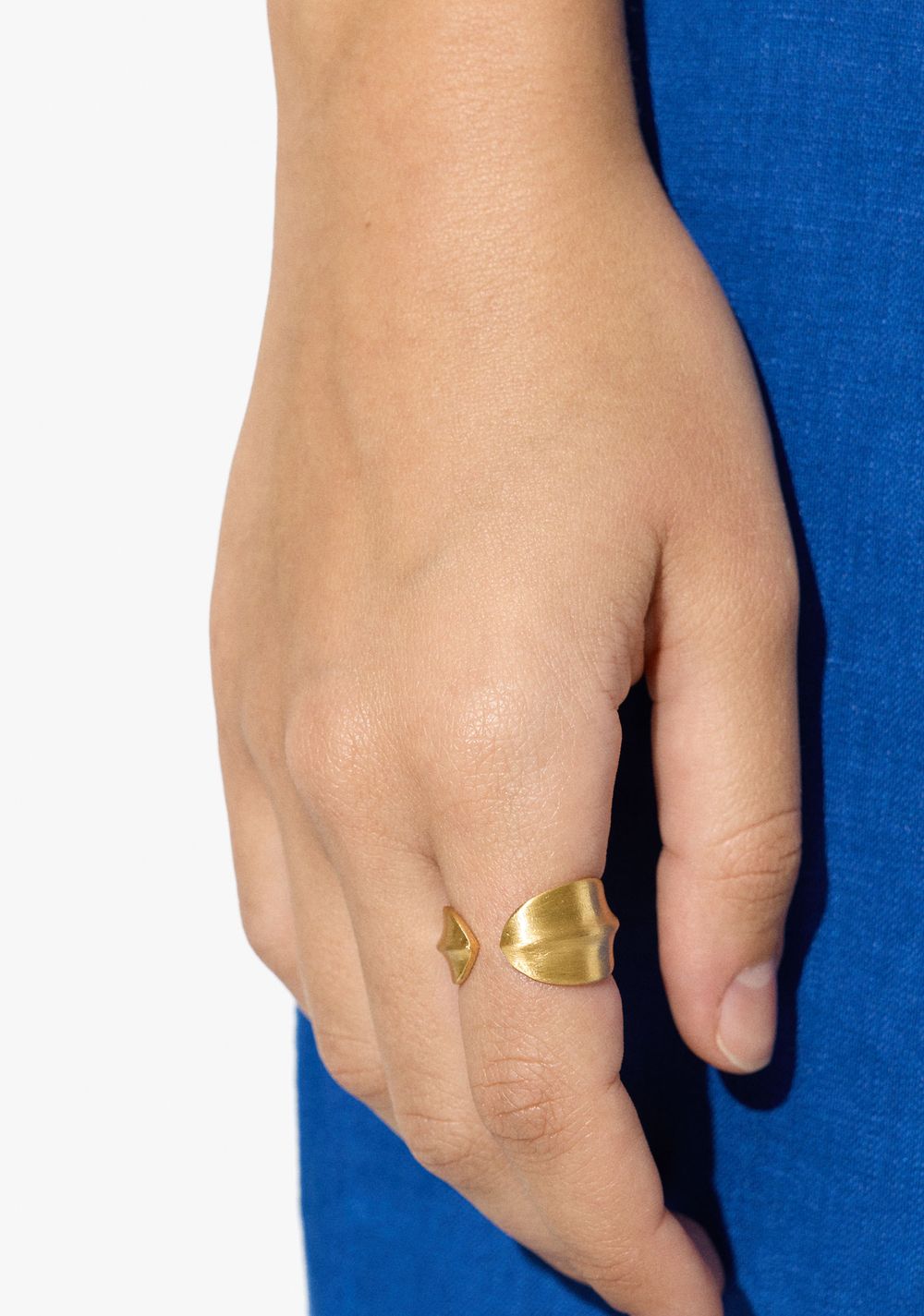 Anillo Abierto con Relieve Parfois 2