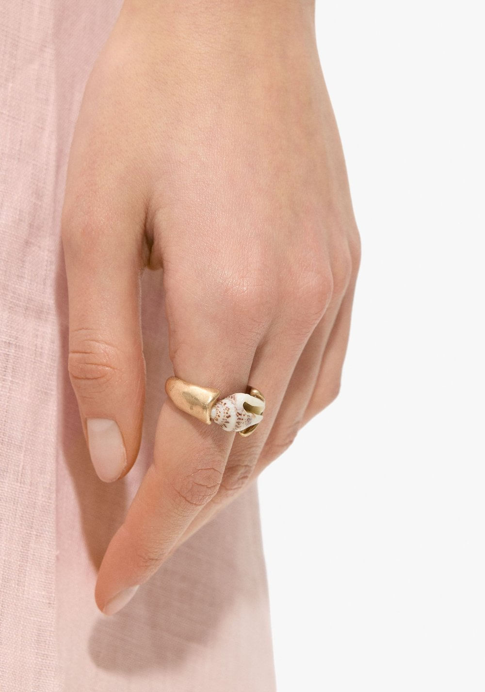 Anillo con Concha Parfois 2