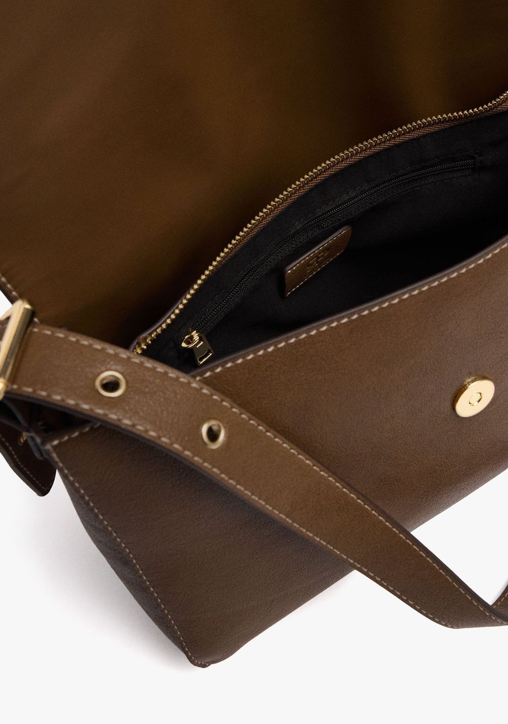 Cartera Bandolera Liso con Solapa y Bolso Interior Parfois 5