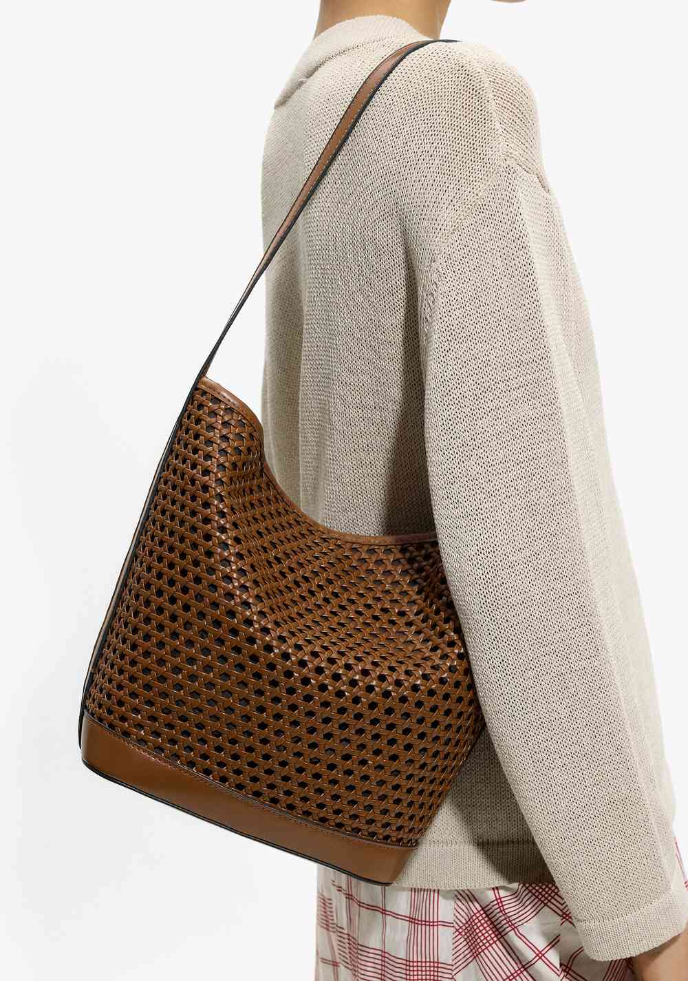 Cartera Bombonera Trenzado Parfois 2