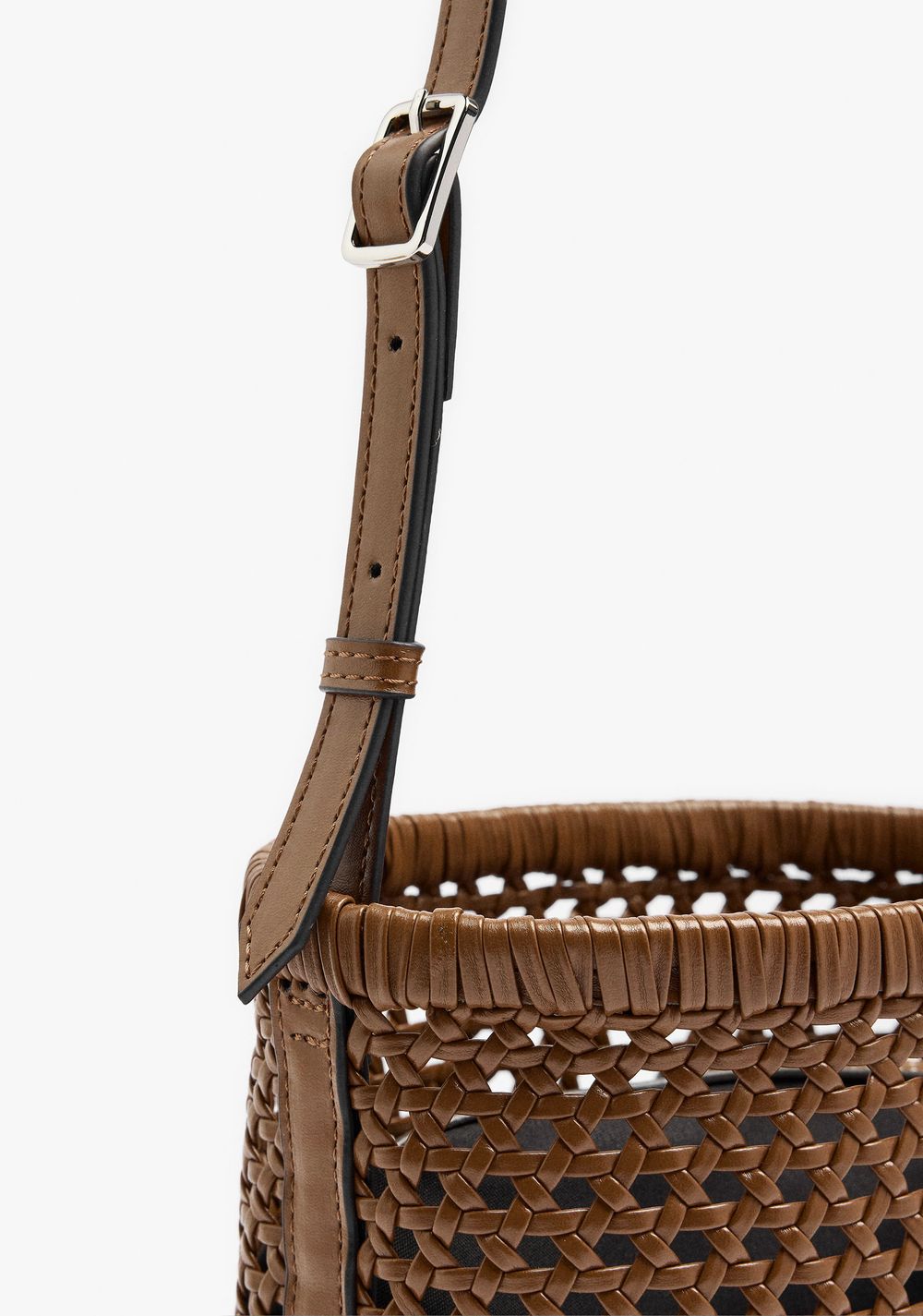 Cartera Bombonera Trenzado con Bolso Removible Parfois 4