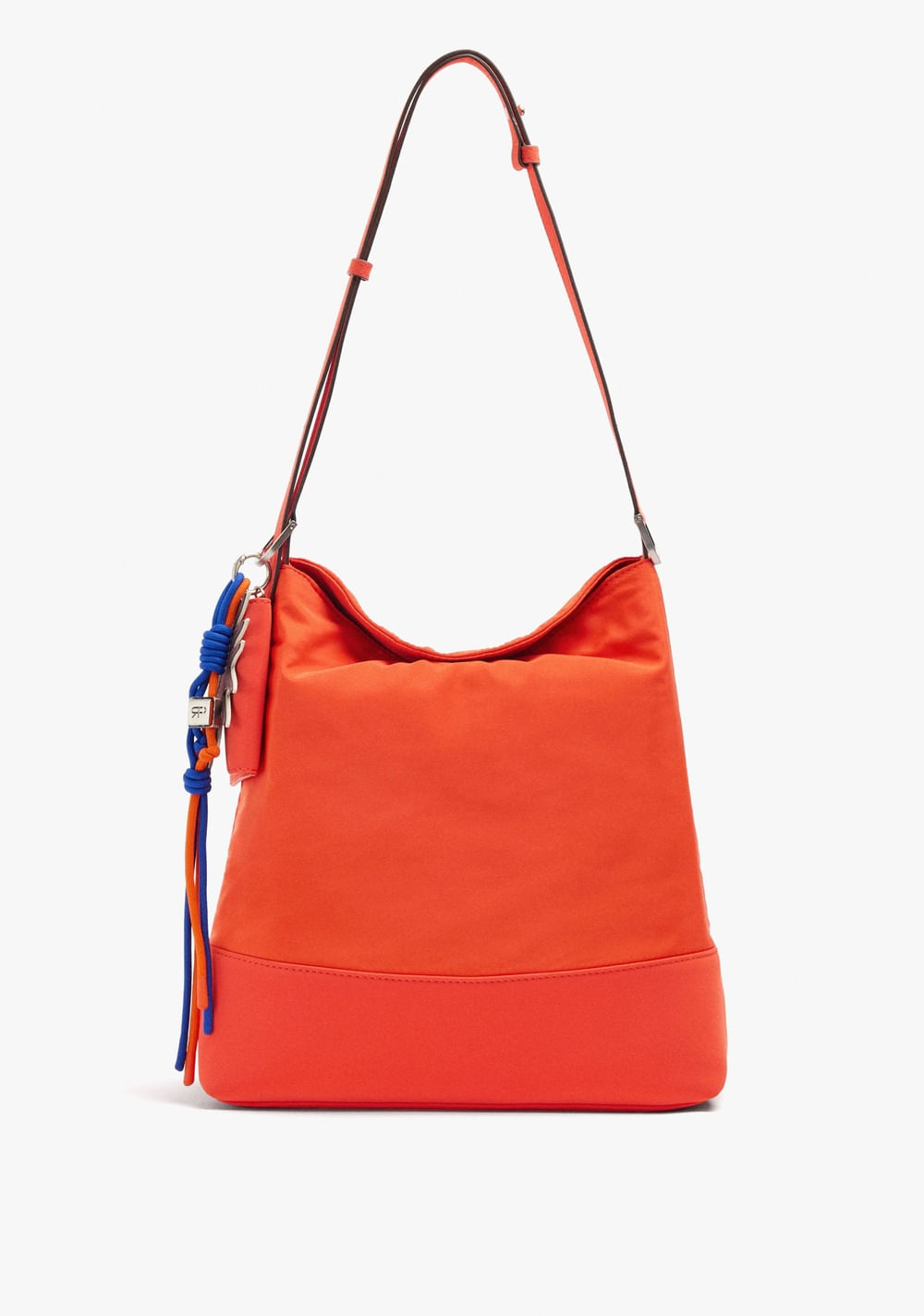 Cartera de Mano de Nylon con Colgadura Parfois Imagen Principal