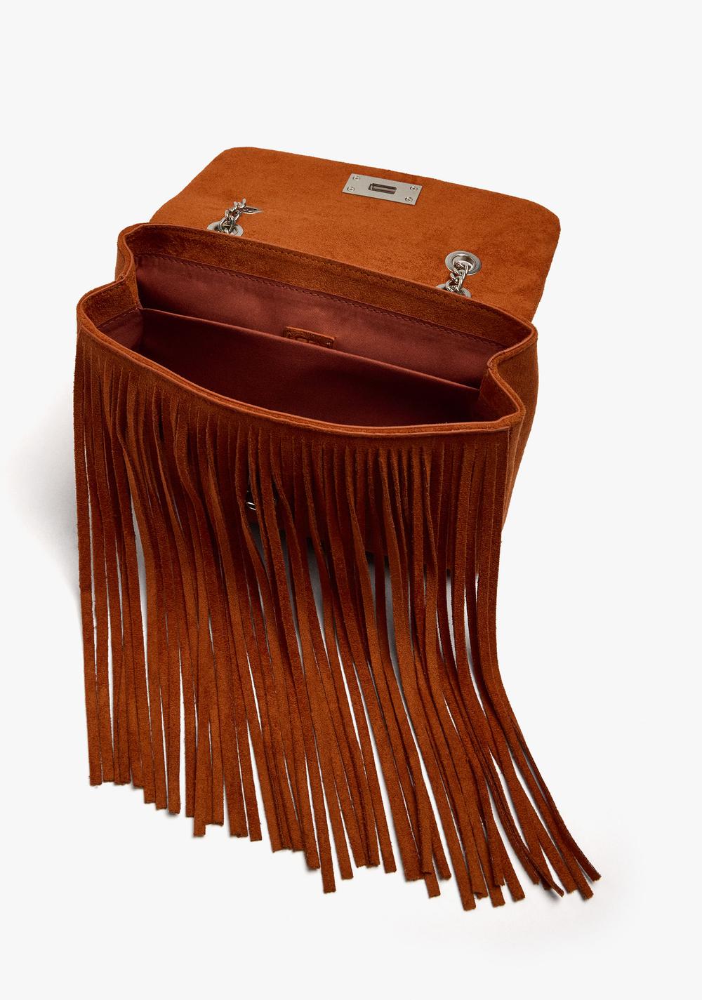 Cartera de Mano con Solapa y Flecos Largos Parfois 4