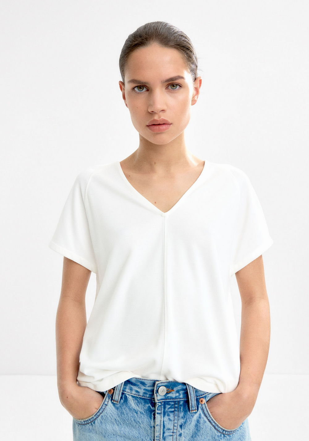 Camiseta Clásica Cuello Pico Parfois Imagen Principal