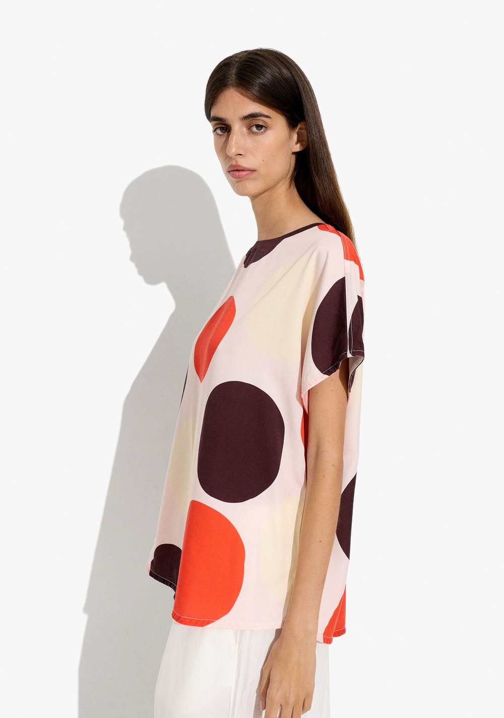 Camiseta Estampado de Hojas Parfois 2