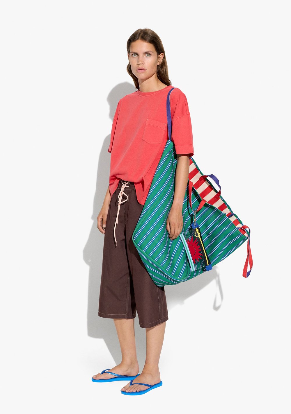 Camiseta Lisa con Bolsillo Parfois 5