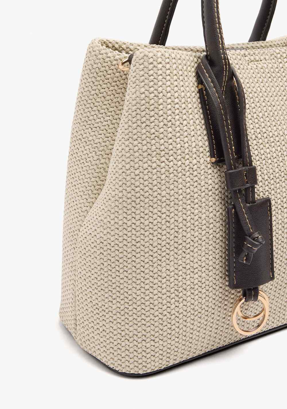 Cartera Tote Efecto Rafia con Colgante Parfois 2