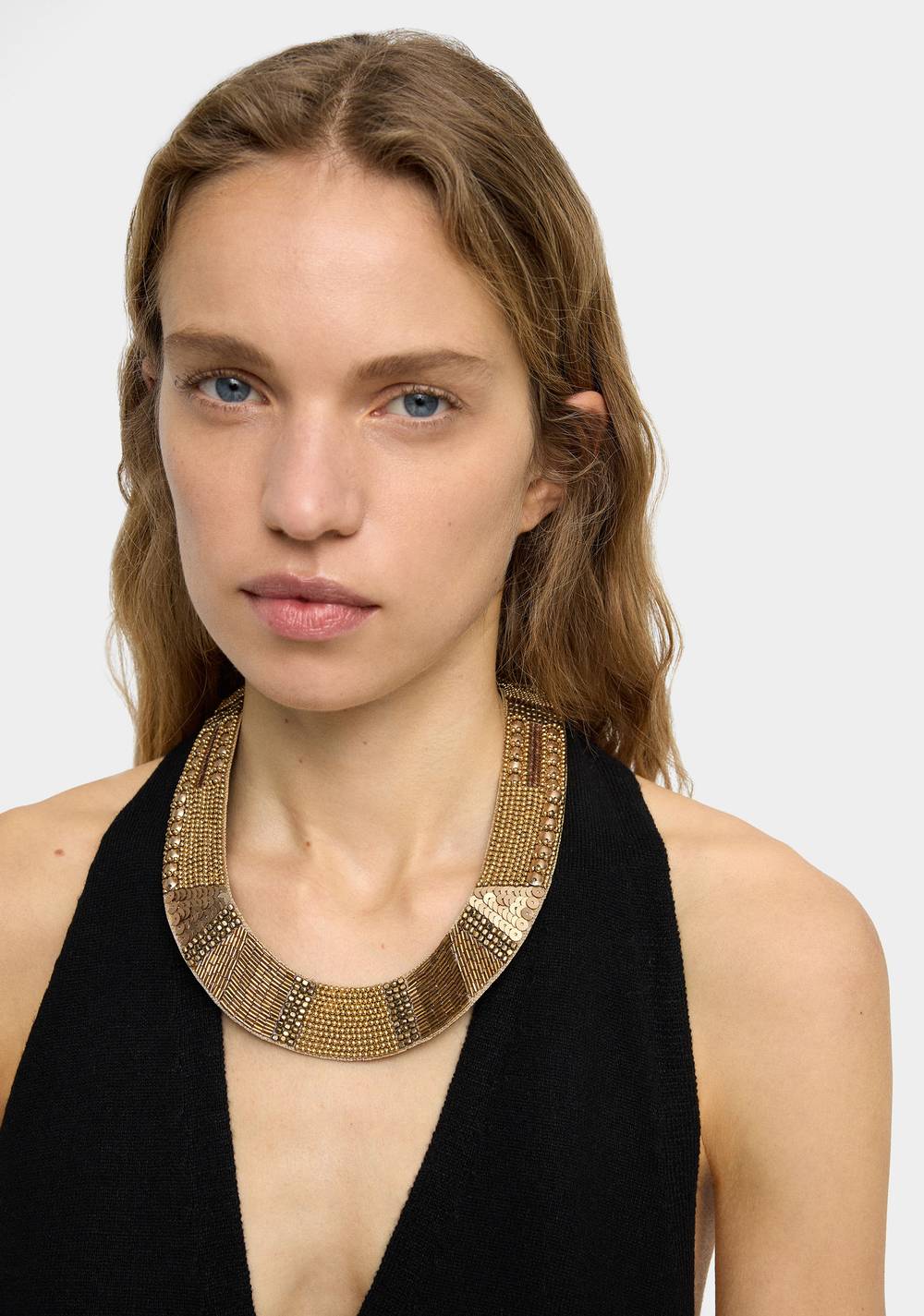 Collar Corto y Ancho con Abalorios Parfois 2
