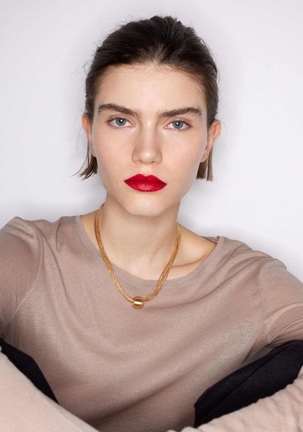 Collar Corto Plateado Parfois 4
